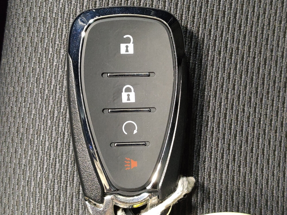 2018 Chevrolet Cruze in Plano, TX 75074 - 18042917 32