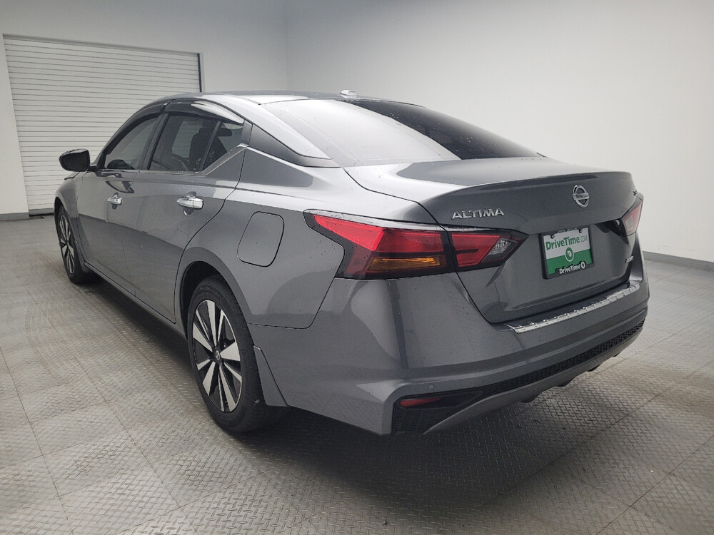 2021 Nissan Altima in Grand Rapids, MI 49508 - 18043077 5
