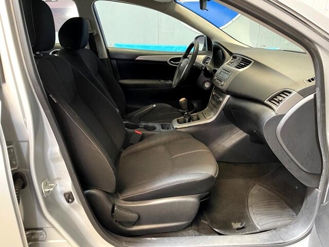 2014 Nissan Sentra in Conyers, GA 30094 - 18043115 17