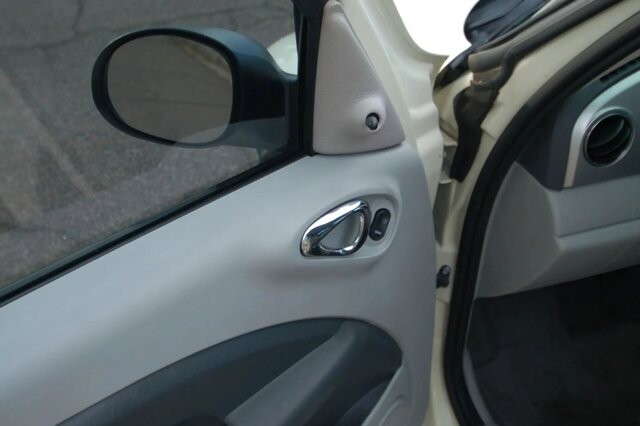 2007 Chrysler PT Cruiser in Phoenix, AZ 85021 - 18043124 6