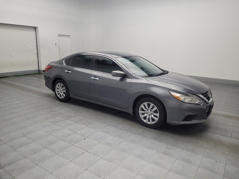 2017 Nissan Altima in Stone Mountain, GA 30083 - 18043164 11