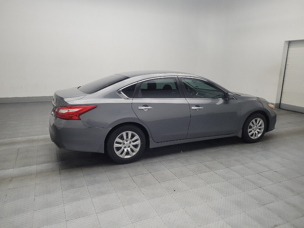 2017 Nissan Altima in Stone Mountain, GA 30083 - 18043164 10