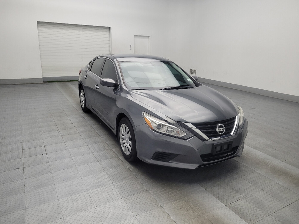 2017 Nissan Altima in Stone Mountain, GA 30083 - 18043164 13