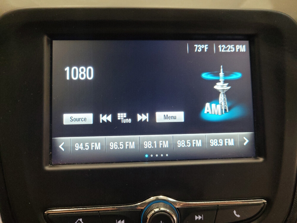 2018 Chevrolet Equinox in Pittsburgh, PA 15236 - 18043311 25