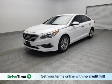 2016 Hyundai Sonata in Lewisville, TX 75067