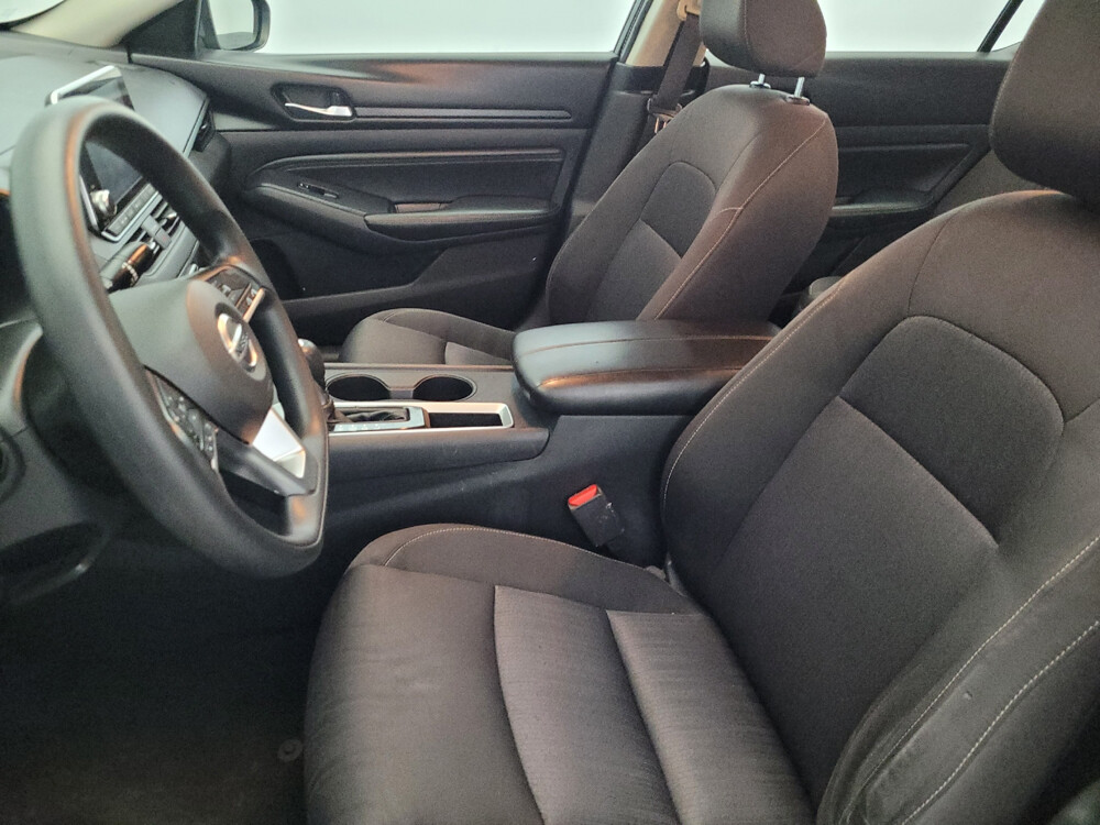 2019 Nissan Altima in Plymouth Meeting, PA 19462 - 18043423 17