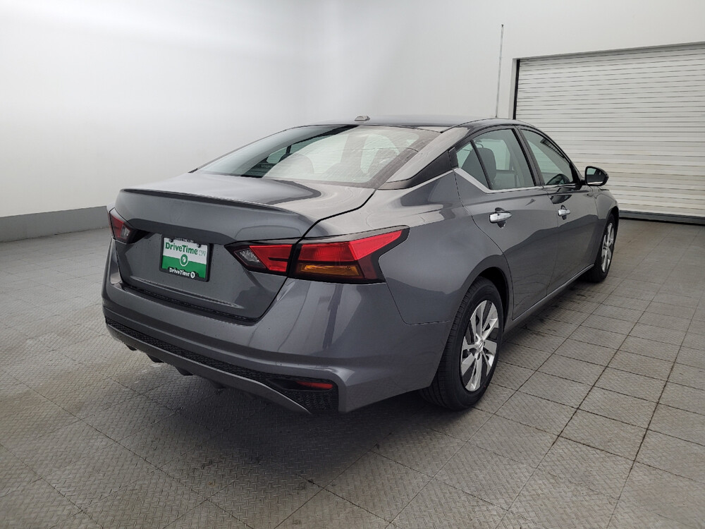2019 Nissan Altima in Plymouth Meeting, PA 19462 - 18043423 9