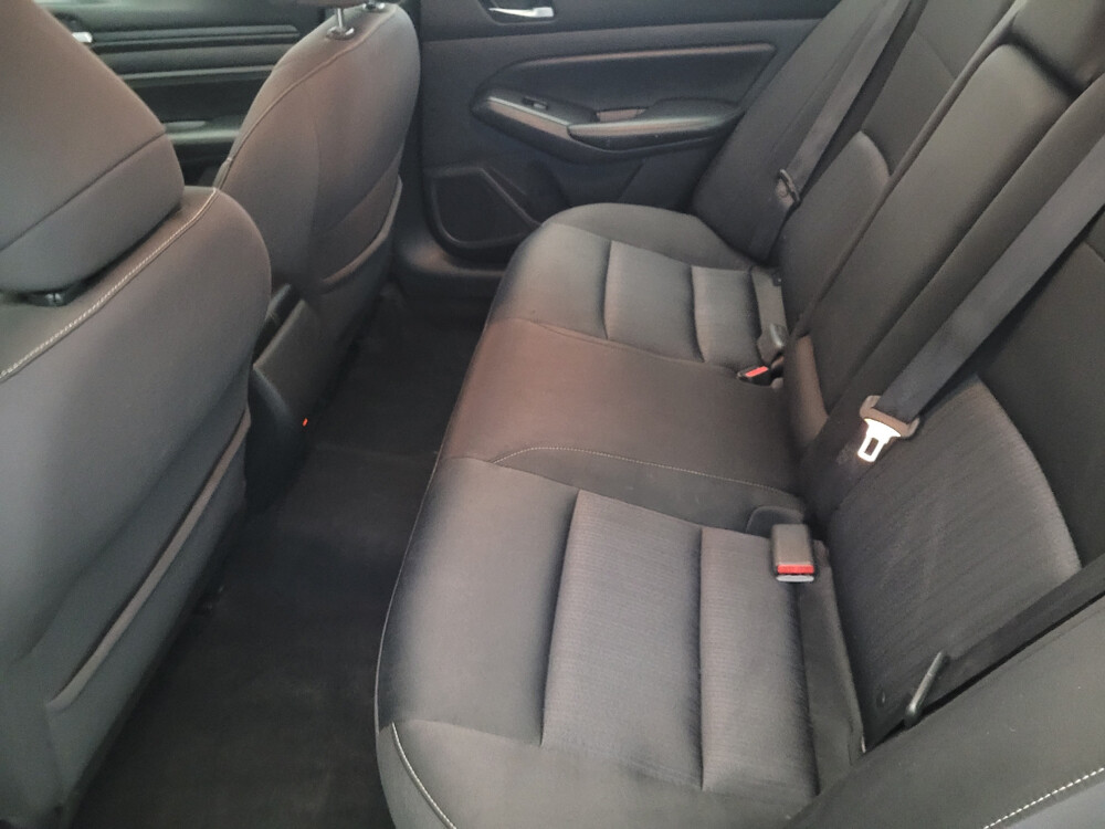 2019 Nissan Altima in Plymouth Meeting, PA 19462 - 18043423 18