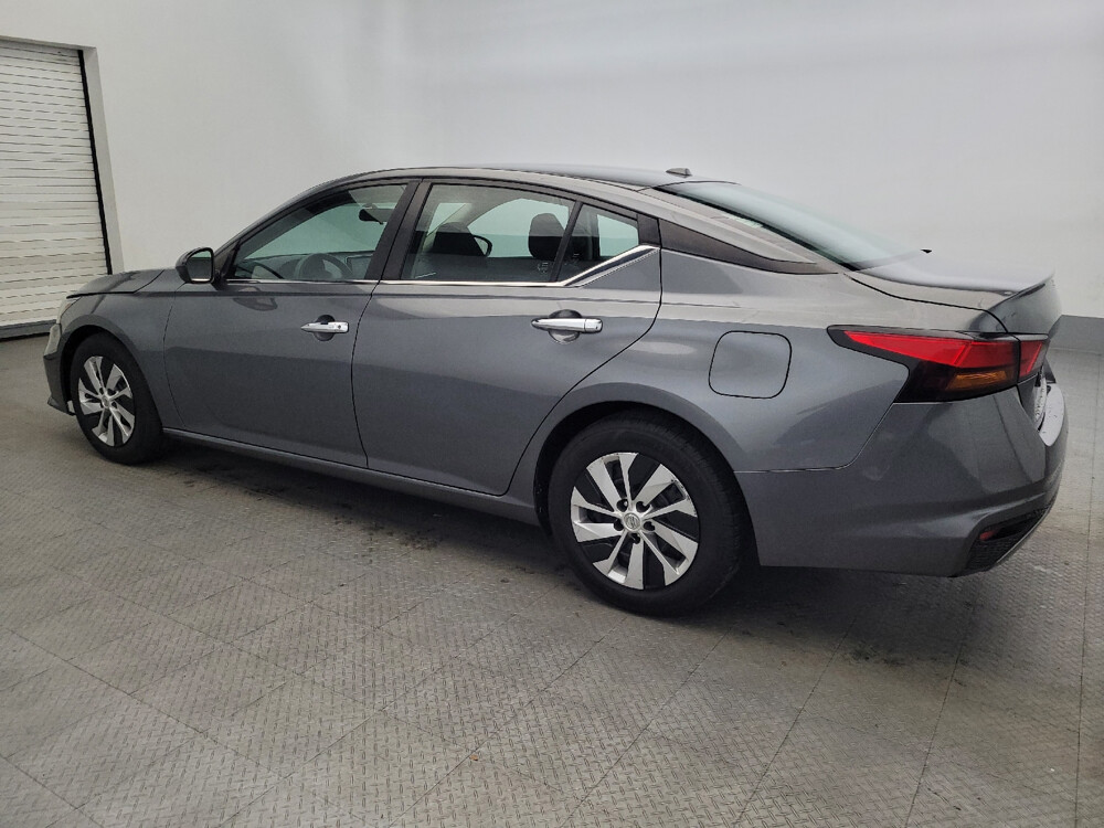2019 Nissan Altima in Plymouth Meeting, PA 19462 - 18043423 3