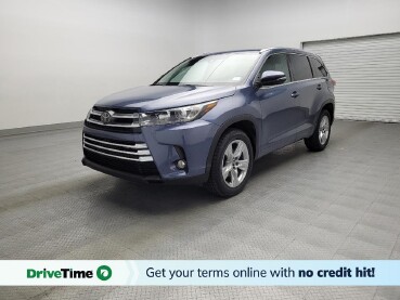 2017 Toyota Highlander in Fort Worth, TX 76116