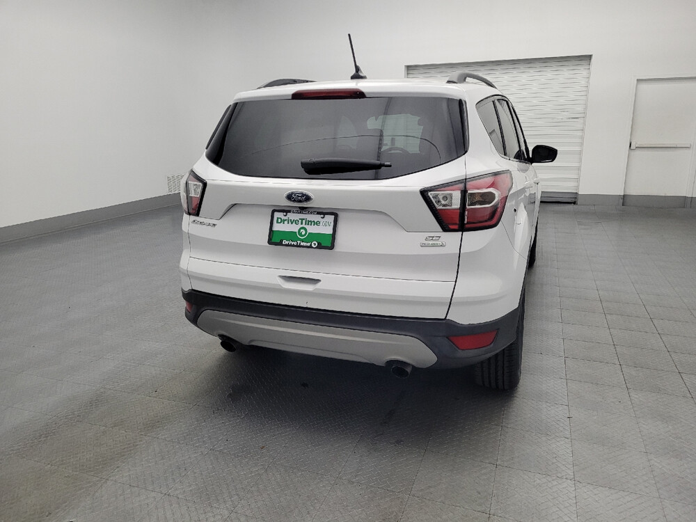 2018 Ford Escape in Ocala, FL 34471 - 18043645 7