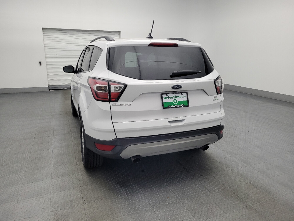 2018 Ford Escape in Ocala, FL 34471 - 18043645 6