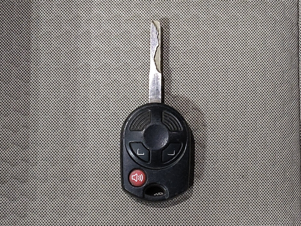 2018 Ford Escape in Ocala, FL 34471 - 18043645 32