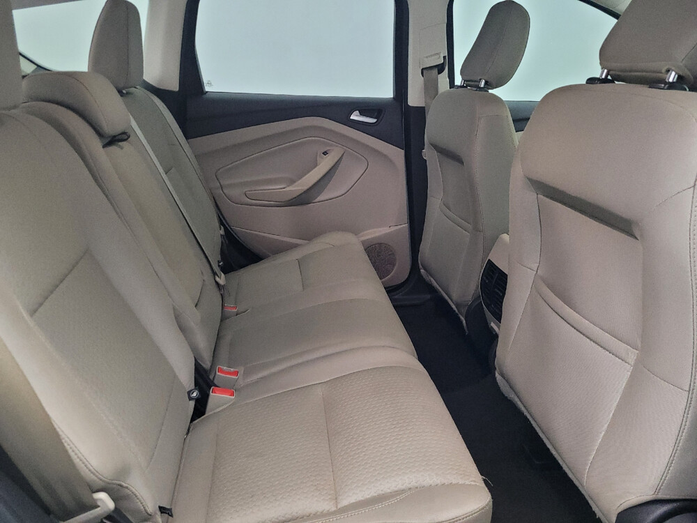 2018 Ford Escape in Ocala, FL 34471 - 18043645 19