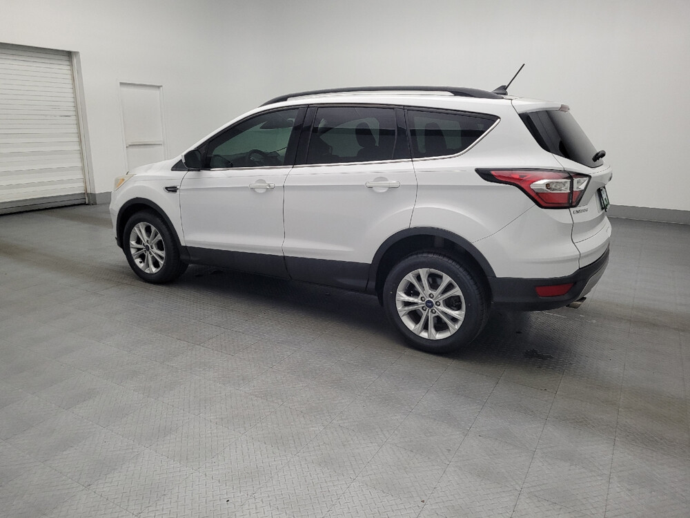 2018 Ford Escape in Ocala, FL 34471 - 18043645 3