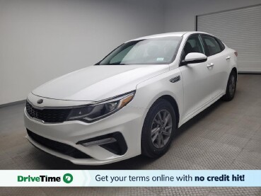 2020 Kia Optima in Eastpointe, MI 48021