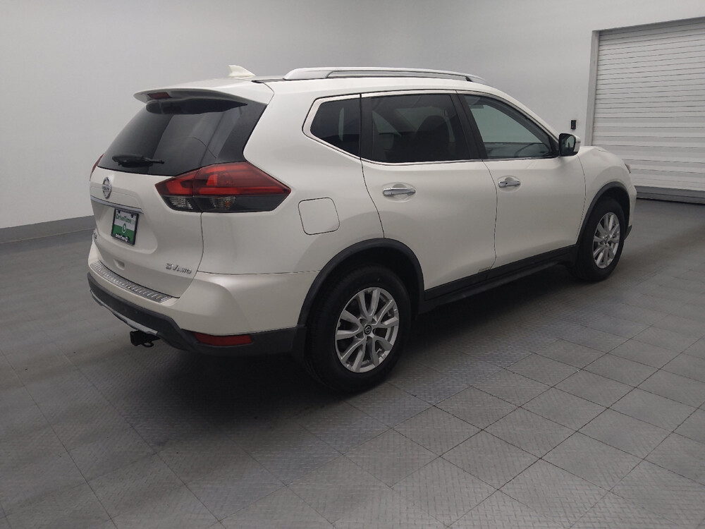 2018 Nissan Rogue in Gainesville, FL 32609 - 18043809 10