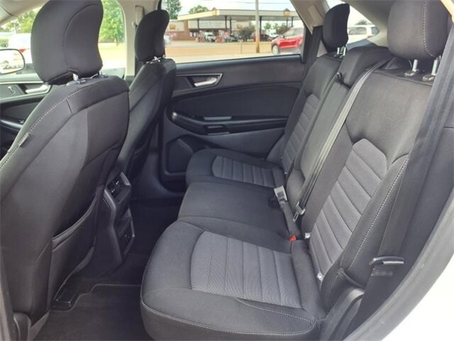 2018 Ford Edge in Troy, IL 62294-1376 - 18043945 20