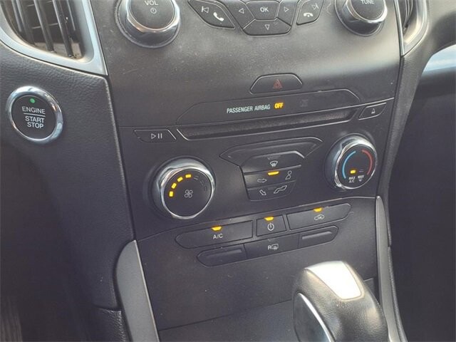 2018 Ford Edge in Troy, IL 62294-1376 - 18043945 8