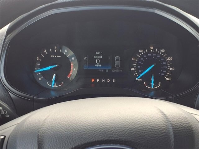 2018 Ford Edge in Troy, IL 62294-1376 - 18043945 10