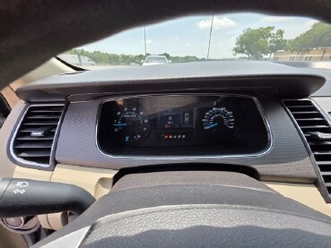 2018 Ford Taurus in Dallas, TX 75228