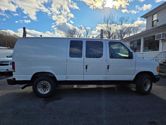 2005 Ford E-250 and Econoline 250 in Blauvelt, NY 10913 - 18044235 8