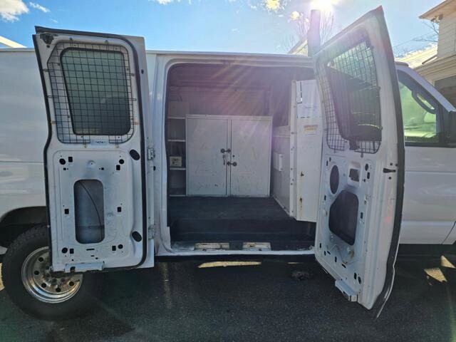 2005 Ford E-250 and Econoline 250 in Blauvelt, NY 10913 - 18044235 44