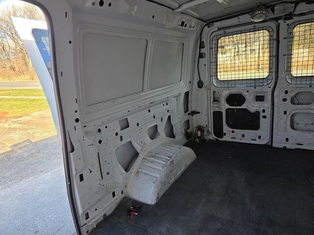2005 Ford E-250 and Econoline 250 in Blauvelt, NY 10913 - 18044235 49