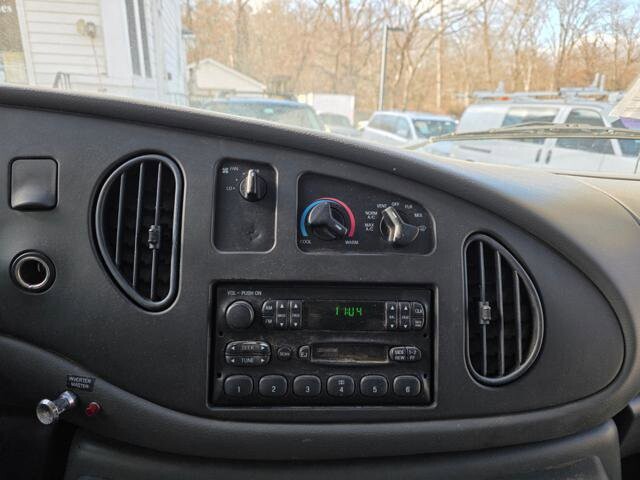 2005 Ford E-250 and Econoline 250 in Blauvelt, NY 10913 - 18044235 17