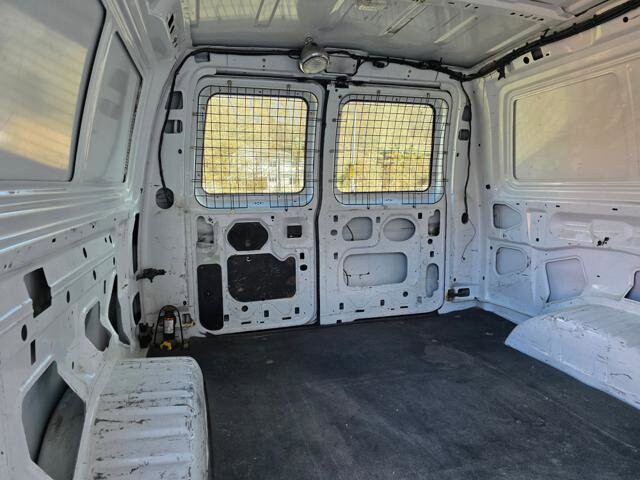 2005 Ford E-250 and Econoline 250 in Blauvelt, NY 10913 - 18044235 50