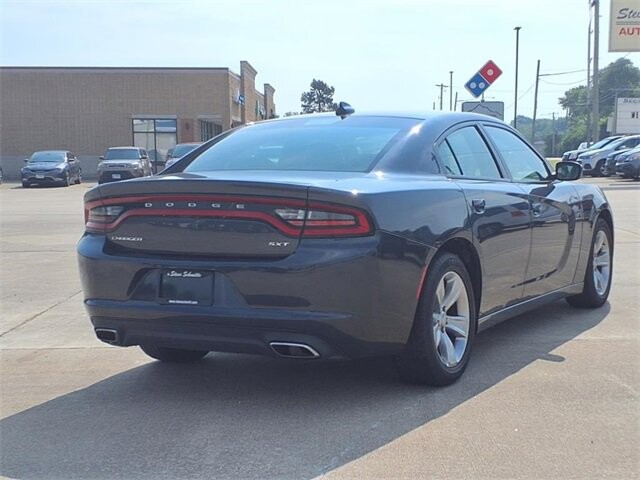 2017 Dodge Charger in Troy, IL 62294-1376 - 18044438 25