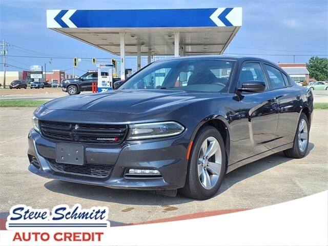 2017 Dodge Charger in Troy, IL 62294-1376 - 18044438
