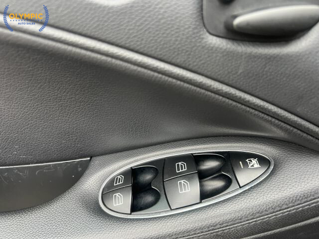 2006 Mercedes-Benz CLS 500 in Decatur, GA 30032 - 18044467 31