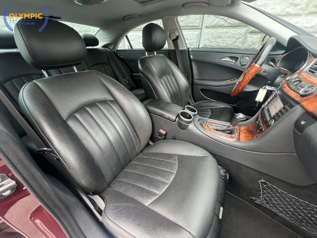 2006 Mercedes-Benz CLS 500 in Decatur, GA 30032 - 18044467 38
