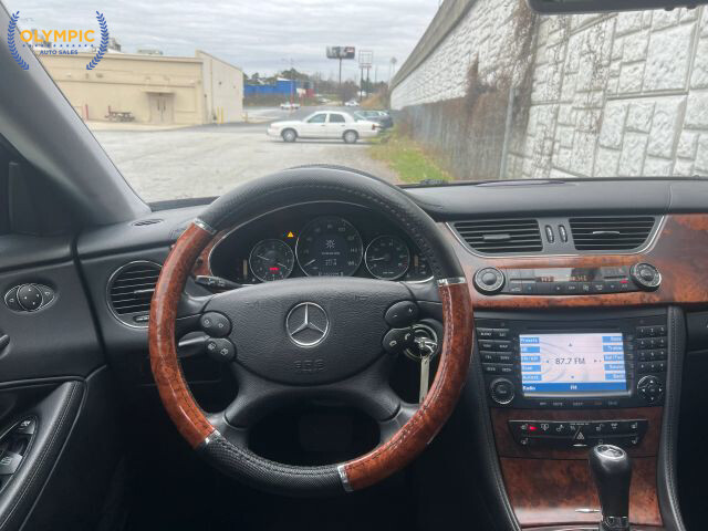 2006 Mercedes-Benz CLS 500 in Decatur, GA 30032 - 18044467 17