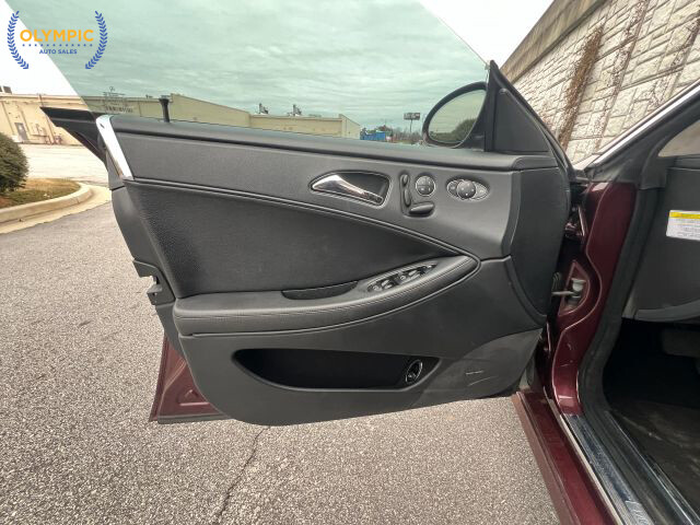 2006 Mercedes-Benz CLS 500 in Decatur, GA 30032 - 18044467 42