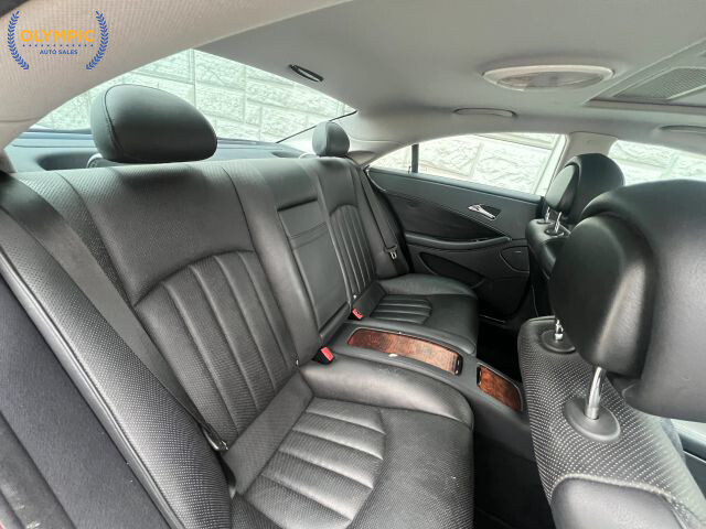 2006 Mercedes-Benz CLS 500 in Decatur, GA 30032 - 18044467 40