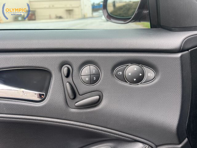 2006 Mercedes-Benz CLS 500 in Decatur, GA 30032 - 18044467 35