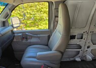 2018 Chevrolet Express 2500 in Blauvelt, NY 10913 - 18044473 23