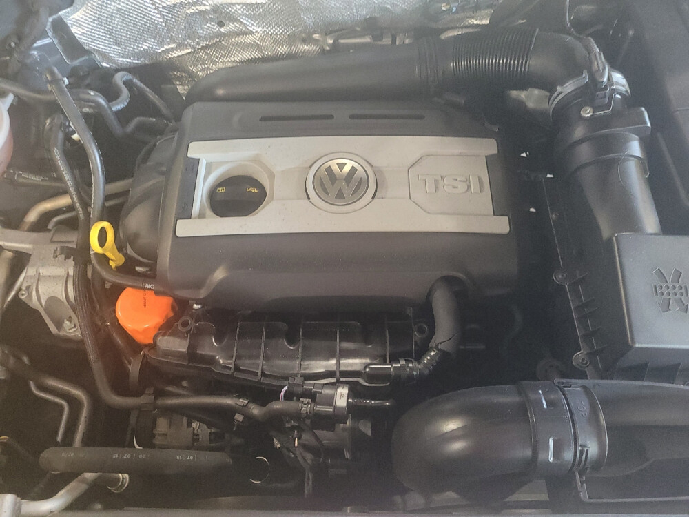 2016 Volkswagen Tiguan in West Palm Beach, FL 33409 - 18044581 30