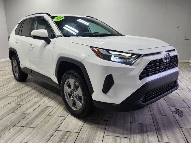 2022 Toyota RAV4 in Cinnaminson, NJ 08077 - 18044853 7