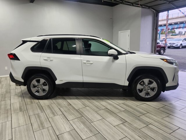 2022 Toyota RAV4 in Cinnaminson, NJ 08077 - 18044853 6