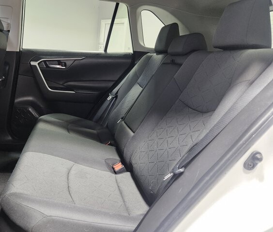 2022 Toyota RAV4 in Cinnaminson, NJ 08077 - 18044853 13