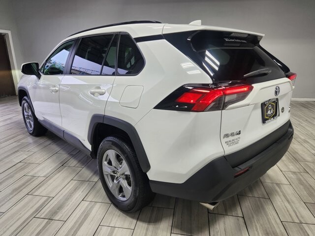 2022 Toyota RAV4 in Cinnaminson, NJ 08077 - 18044853 3