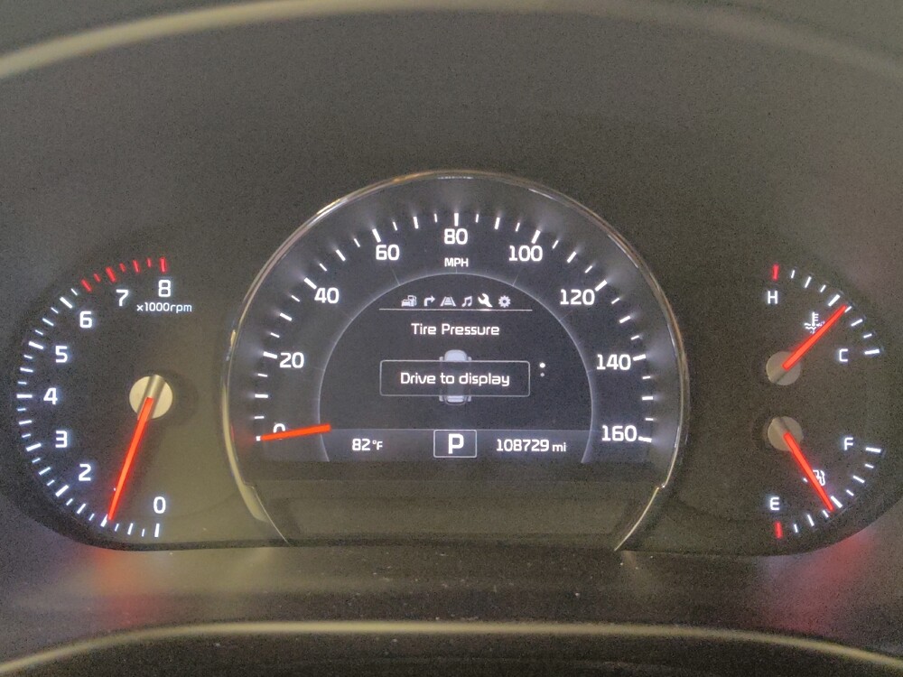 2018 Kia Sorento in Houston, TX 77074 - 18044976 23