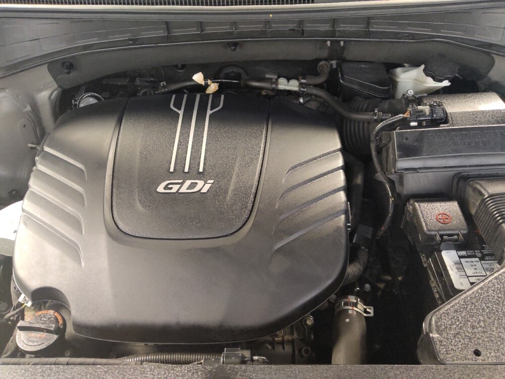 2018 Kia Sorento in Houston, TX 77074 - 18044976 30