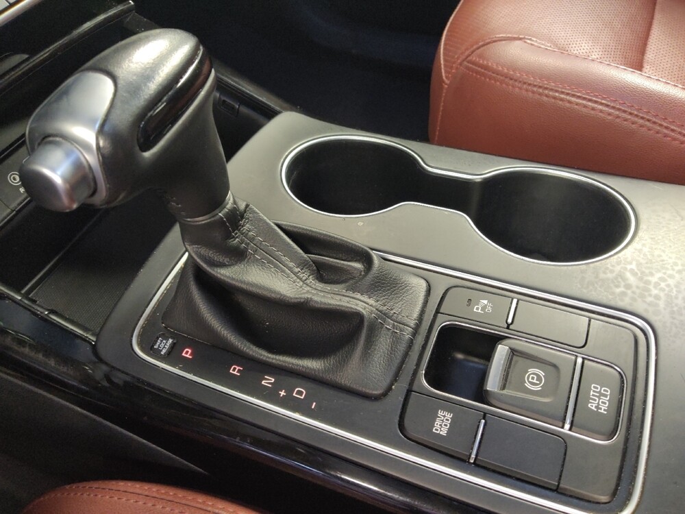 2018 Kia Sorento in Houston, TX 77074 - 18044976 26