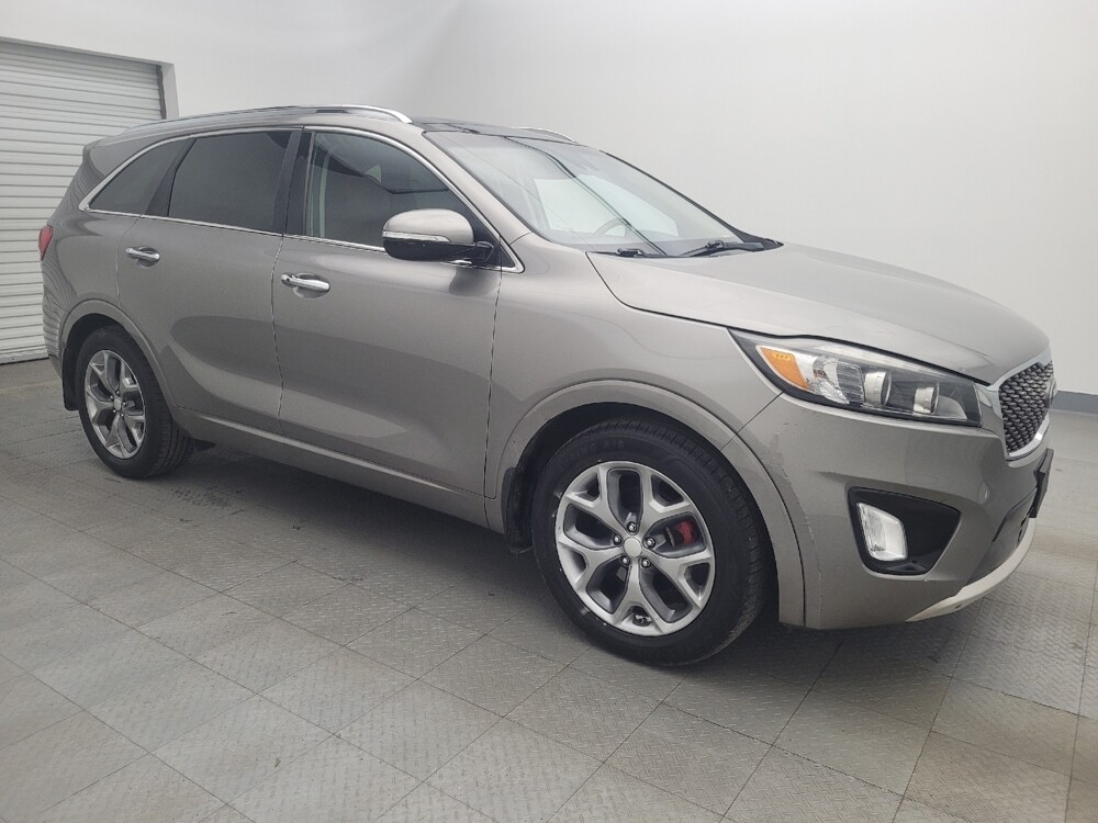 2018 Kia Sorento in Houston, TX 77074 - 18044976 11