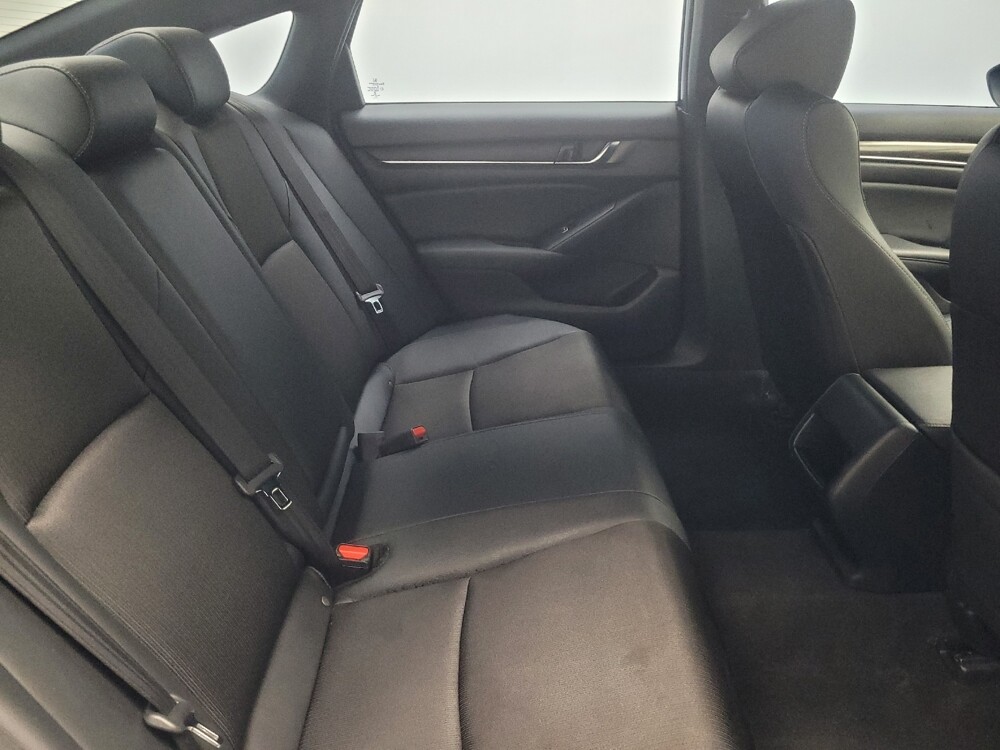 2019 Honda Accord in Indianapolis, IN 46222 - 18045028 19