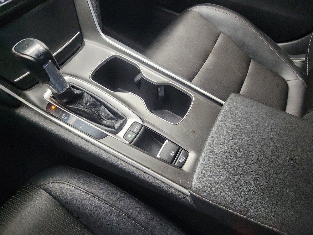 2019 Honda Accord in Indianapolis, IN 46222 - 18045028 26